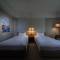 Отель Grand Mercure Roxy