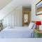 Отель Chiado Apartments