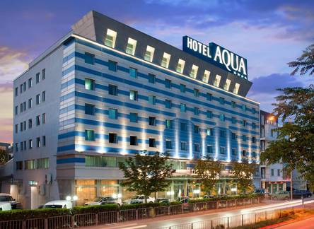 Отель Aqua