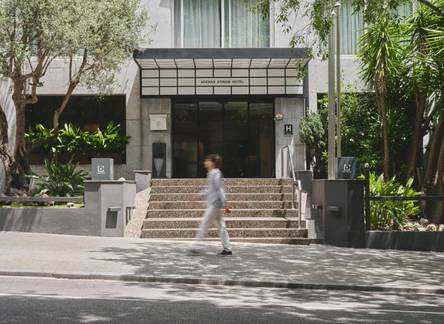 Отель Arenas Atiram Hotels