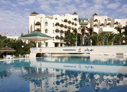 Отель Nahrawess Resort & Thalasso
