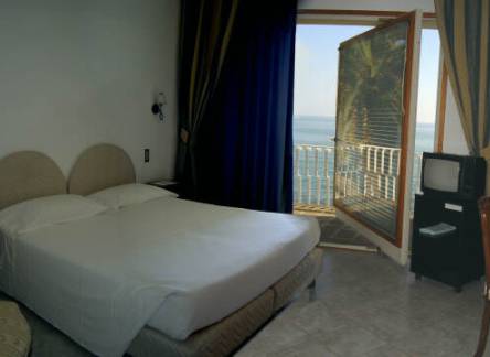 Отель Hotel Ristorante Maga Circe