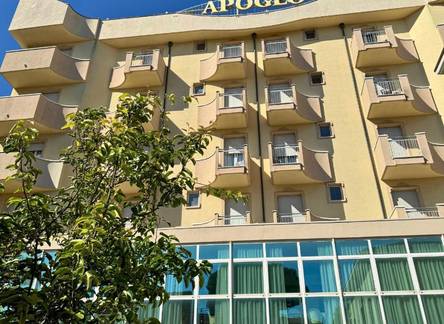 Отель Apogeo