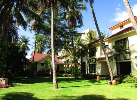 Отель THE BEACH RESORT