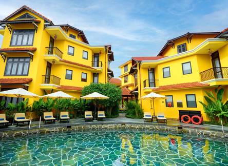 Отель Lantern Boutique Hoi An