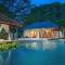 Отель The Laguna, A Luxury Collection Resort