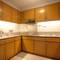 Отель Linden Suites