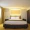 Отель Imperial Palace Suites