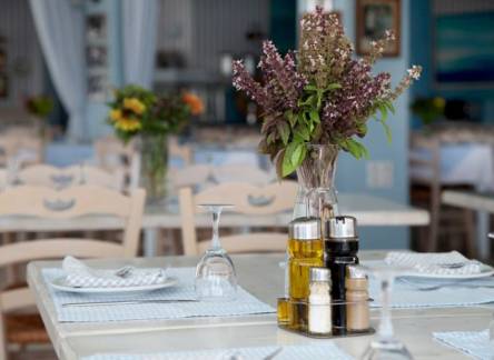 Отель Petasos Chic Hotel