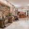 Отель Makati Palace Hotel