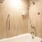 Отель Holiday Inn Golden Mile