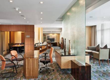 Отель Crowne Plaza Galleria