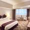 Отель Shenzhen Luohu Century Plaza Hotel