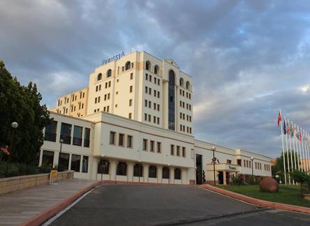 Отель Perissia Hotel Convention Centre