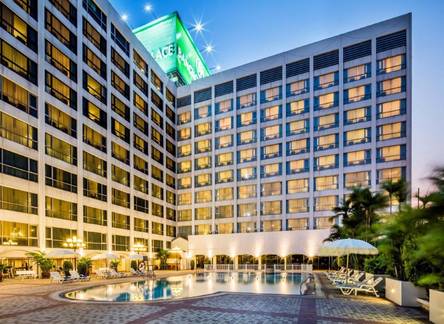 Отель Bangkok Palace