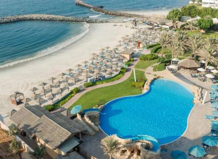 Отель Coral Beach Resort