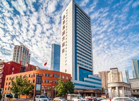 Отель Sun Moon Lake Hotel, Dalian