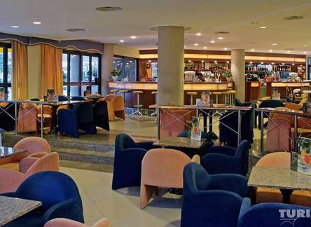 Отель Iberostar Cristina