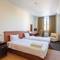 Отель Benefit Plaza Congress Hotel