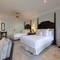 Отель Royal Hideaway Playacar