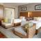 Отель The Taaras Beach & Spa Resort