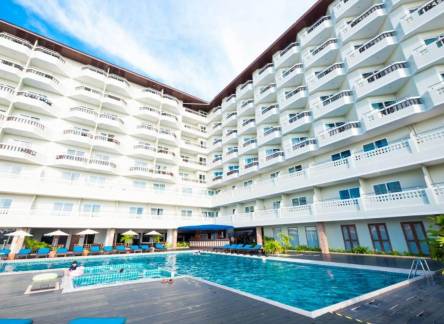 Отель Jomtien Thani