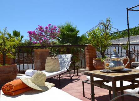 Отель Riad Amira