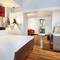 Отель Ibis Malioboro