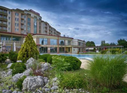 Отель Karos Spa