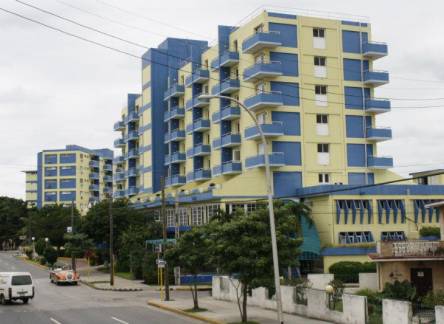 Отель Varazul