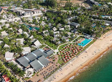 Отель La Solaya Khao Lak