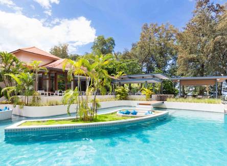 Отель Dewa Phuket Resort & Villas