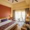 Отель Acron Candolim Regina