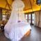 Отель Yalong Bay Villas & Spa Resort
