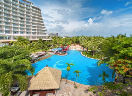 Отель Grand Soluxe Hotel & Resort