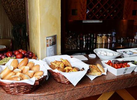 Отель Abratel Suites