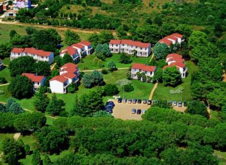 Отель Ai Pini Resort
