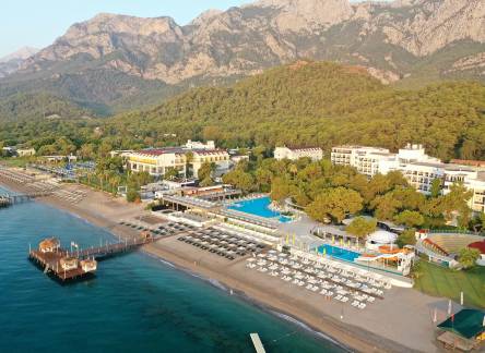 Отель Perre La Mer Hotel Resort & Spa
