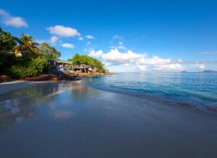 Отель Anse Soleil Beachcomber