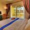 Отель Palm Beach Resort