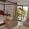Отель Eden's Holiday Villas