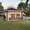 Отель Eden's Holiday Villas