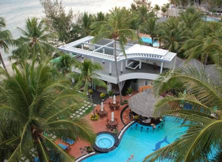 Отель Canary Beach Resort