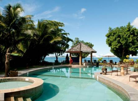 Отель Castello Beach