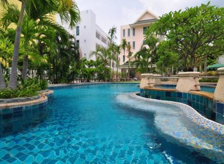 Отель Baan Karonburi Resort