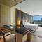 Отель Banyan Tree Shanghai On The Bund