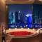 Отель Banyan Tree Shanghai On The Bund