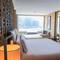 Отель Banyan Tree Shanghai On The Bund