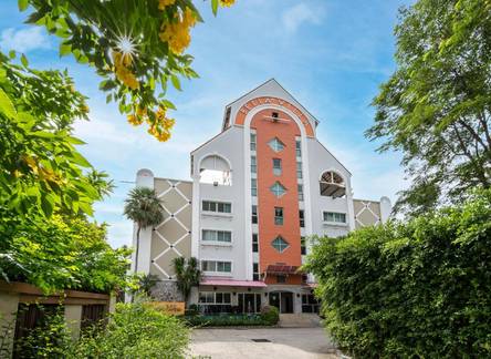 Отель Bella Villa Serviced Apartment