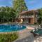 Отель Bella Villa Serviced Apartment